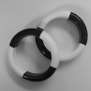 Set of 2 B & W Modern Resin Bangle Bracelets